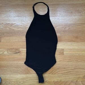 FASHION NOVA OPEN BACK HALTER BODYSUIT